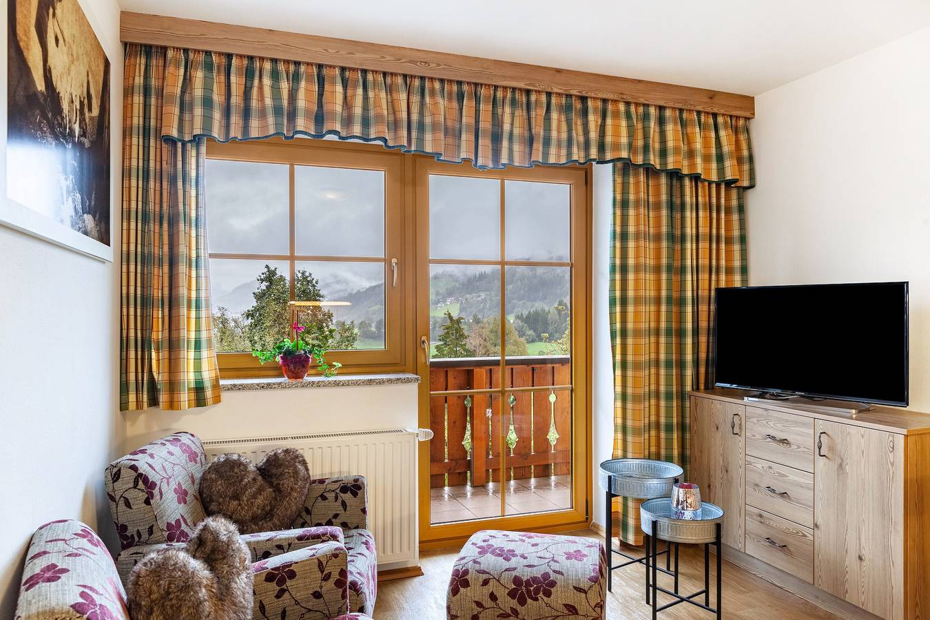 Ganze Wohnung, Ferienwohnung 'Haus Unterrain' mit Bergblick, Terrasse und Wlan in Sankt Veit im Pongau, Ski Amadé