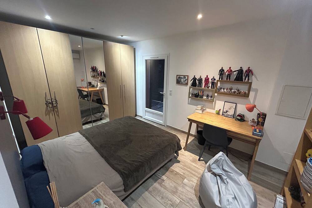 Ferienhaus komplett renoviert, Meerblick, Pool in Cabris, Mittelmeerküste (Frankreich)