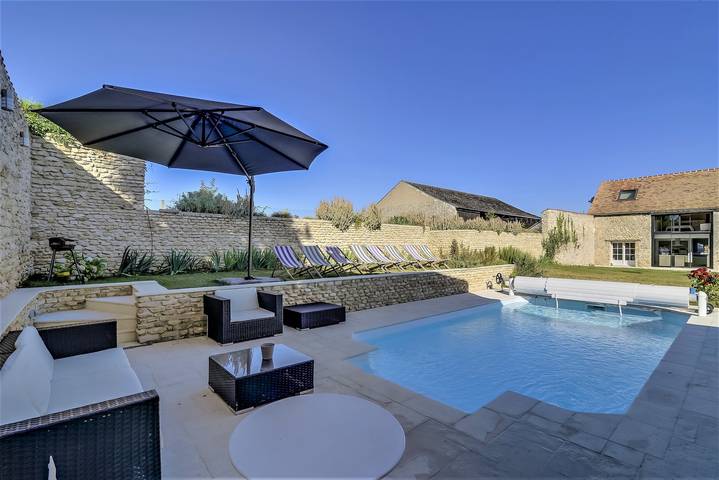 Villa pour 14 personnes, avec piscine et terrasse dans Île de France