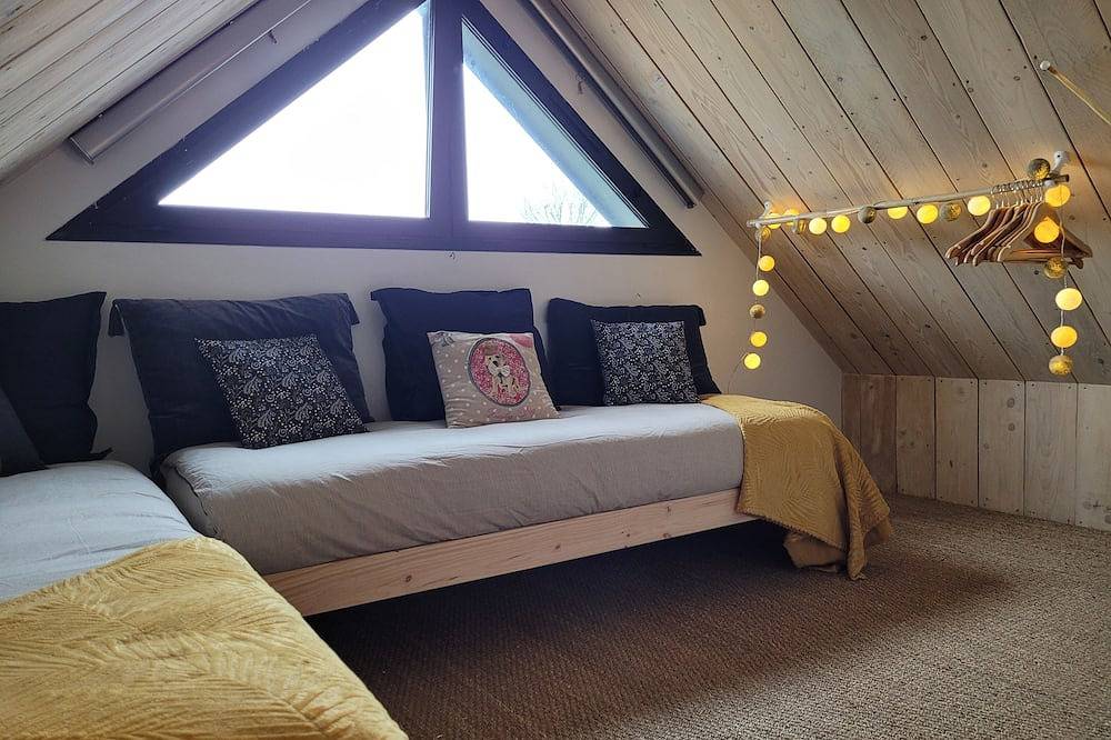 La Cabane des Salines proche mer et marais salants. in Mesquer, Côte d'Amour