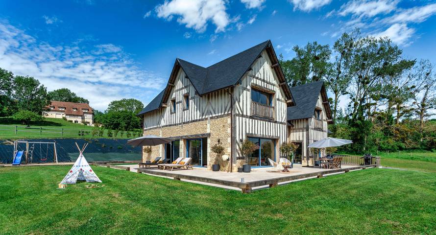Villa pour 13 personnes, avec jardin et terrasse en Normandie