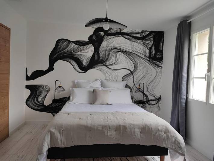 Location de vacances pour 2 personnes, avec jardin ainsi que vue et terrasse à Corme-Écluse - 4