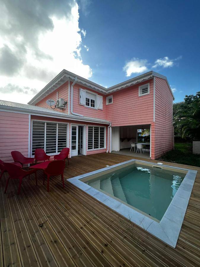 Maison de vacances pour 6 personnes, avec jardin et piscine