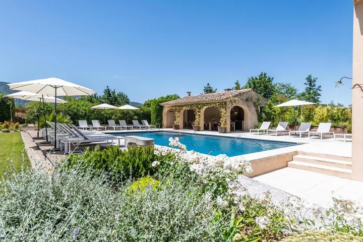 Chalet para 18 personas, con sauna y jardín además de piscina y vistas - 1