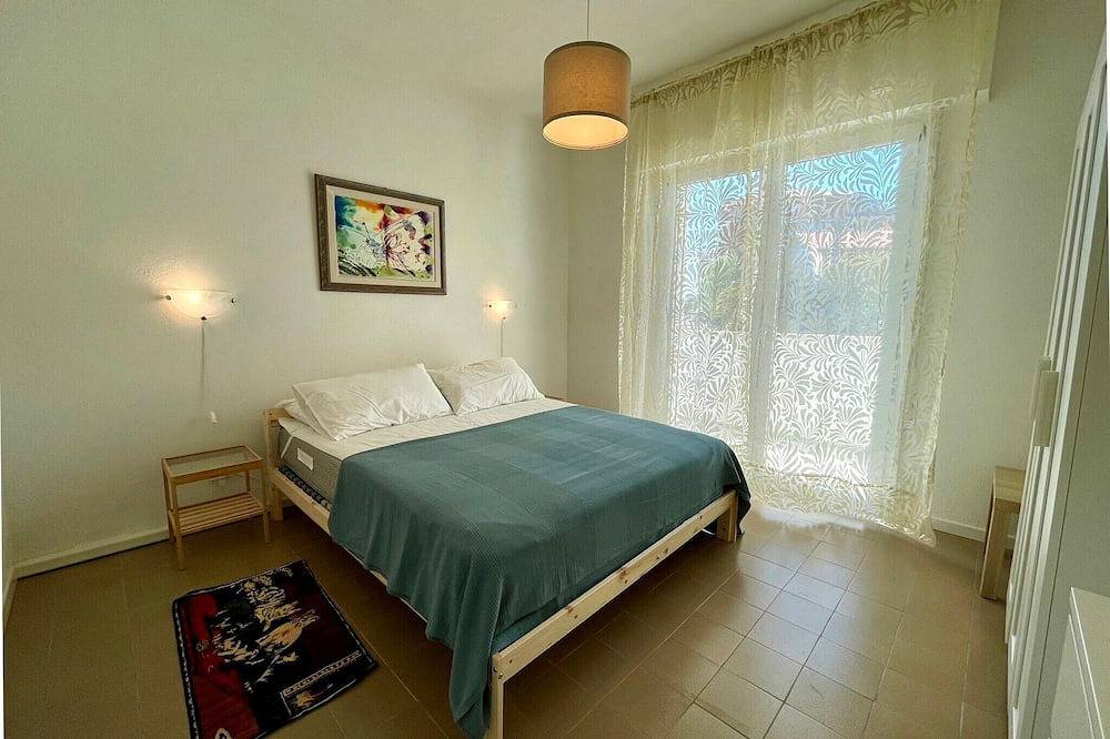 Ganze Wohnung, Erfrischende Villa mit privatem Garten in Strandnähe in Porto Santa Margherita, Caorle