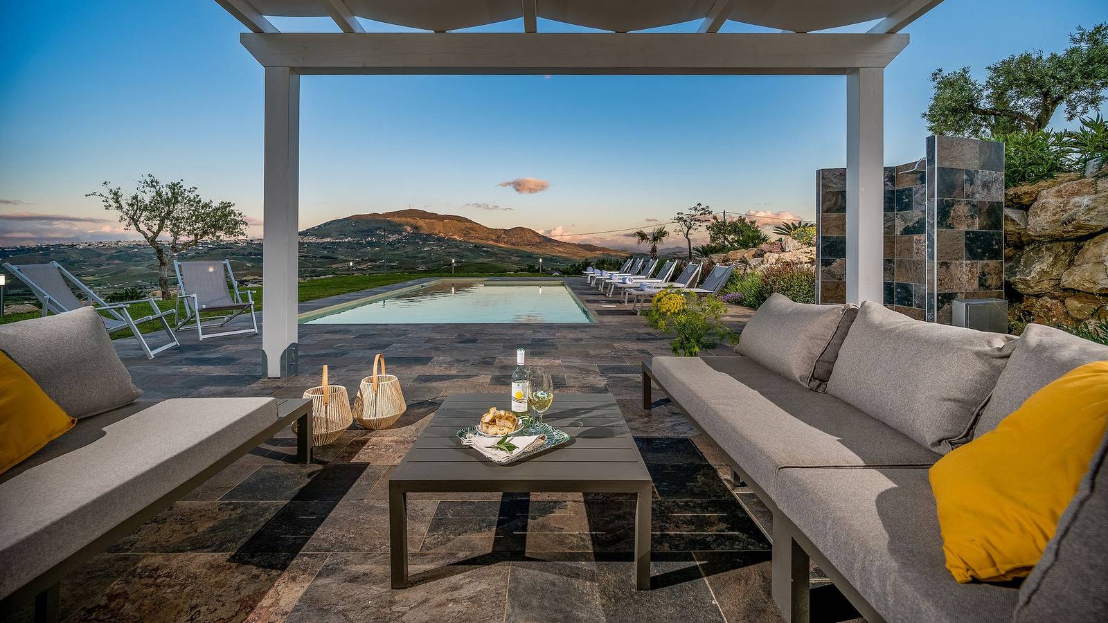 Dama dei Venti 6+2, Emma Villas in Castellammare del Golfo, Provincie Trapani