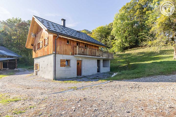 Chalet pour 6 personnes, avec Terrasse dans Bauges