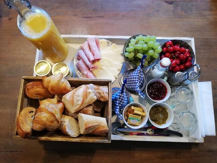 Location de vacances pour 2 personnes, avec jardin ainsi que piscine et vue à Cravant-les-Côteaux - 3