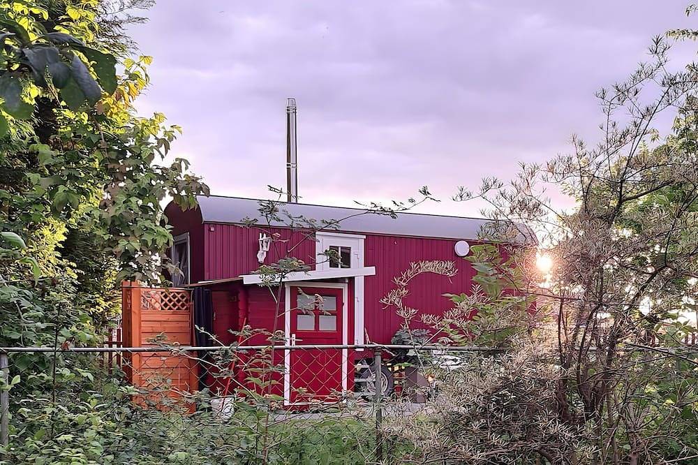 Ferienhaus 'Bauwagen Rhumeblüte' mit privater Terrasse, Garten und Internet in Rüdershausen, Harzvorland