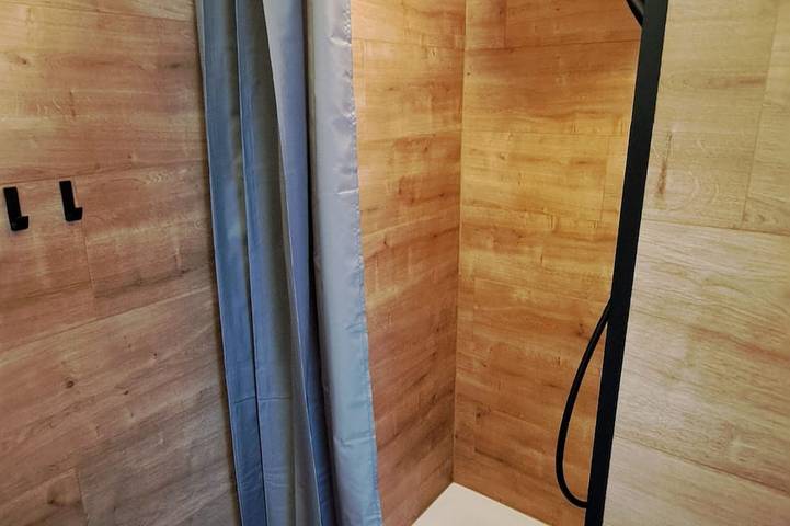Ganze Wohnung, Appartement Küche, Wlan, Smart Tv, modern, Einzelbett in Roding, Ostbayern