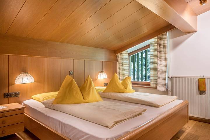 Gîte pour 4 personnes, avec jardin, animaux acceptés à Canazei