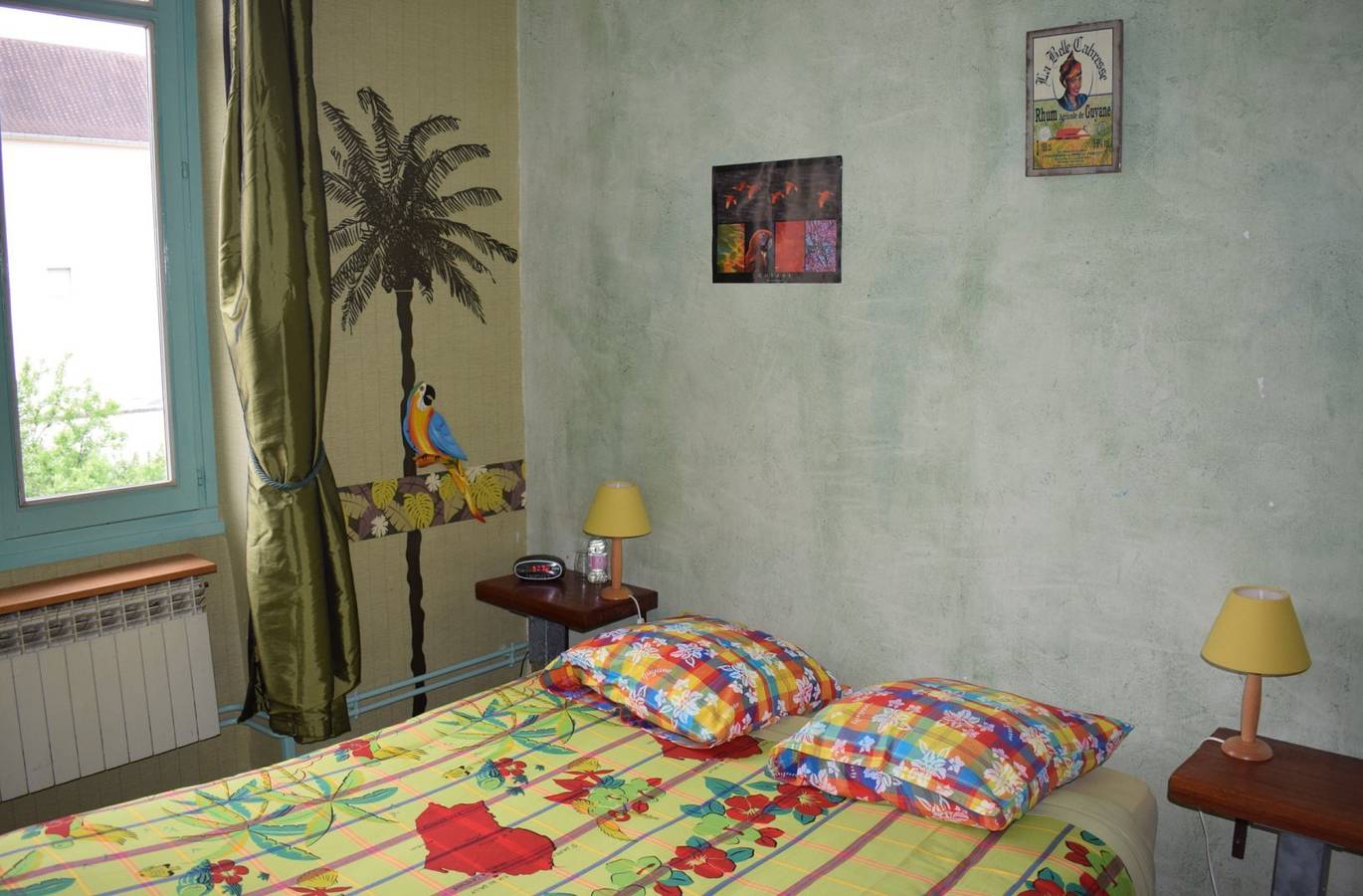 Aux Chambres Susurriennes - Chambre "Esprit de Guyane" in Jujurieux, Nantua