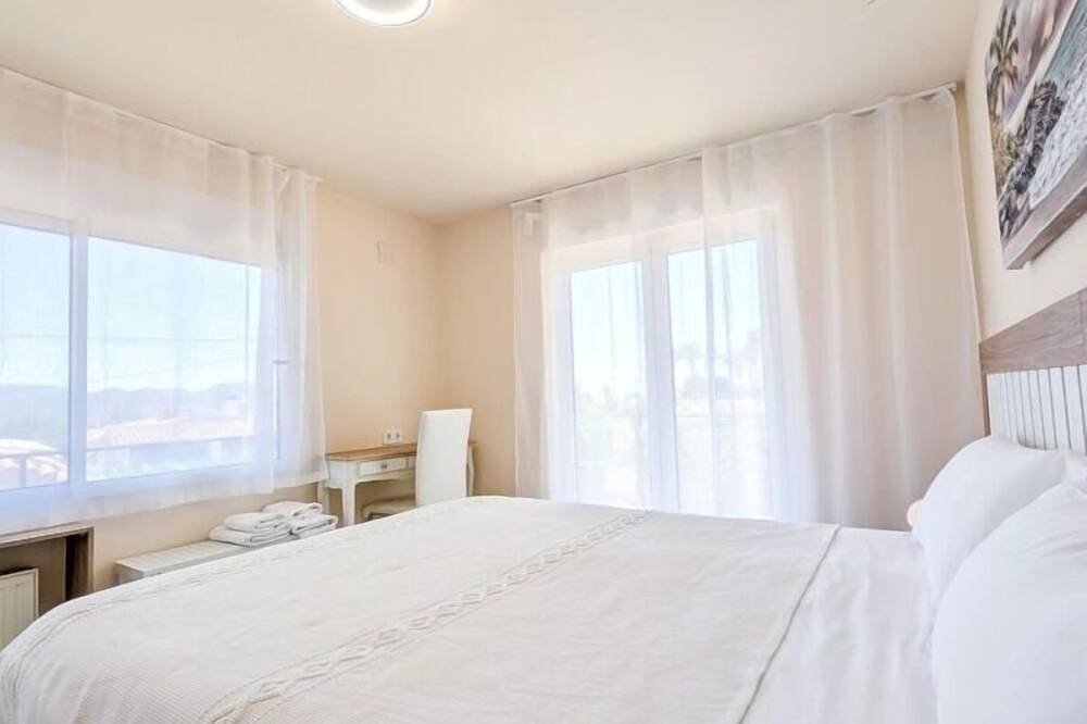 Villa Rübezahl + Independent Apartment in Benidorm, Costa Blanca