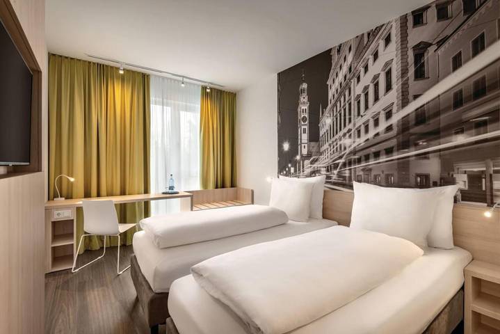 Hotel für 2 Personen, mit Terrasse und Garten sowie Ausblick in Augsburg