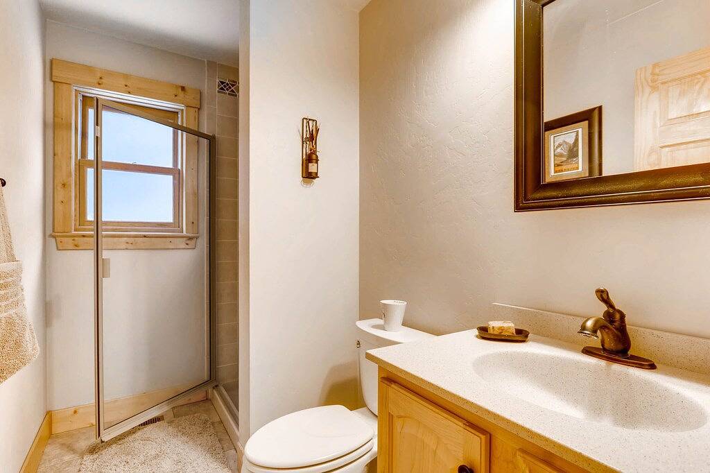 Willow Creek-Custom-Kabine mit Kamin / große Terrasse / privat in Park County