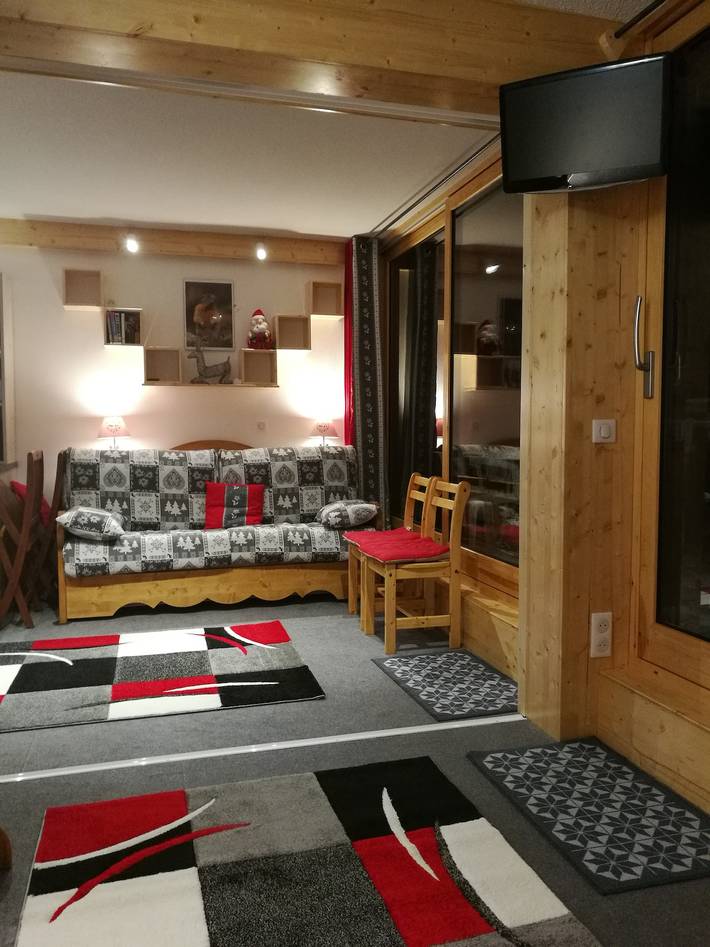 Gîte pour 4 personnes, avec terrasse dans Aime 2000 - 3