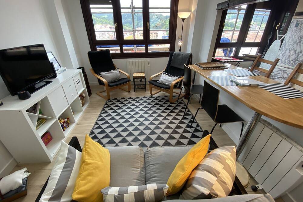 Entire apartment, Bermeoko Etxie The House of Bermeo in Bermeo, Urdaibai Biosphere Reserve