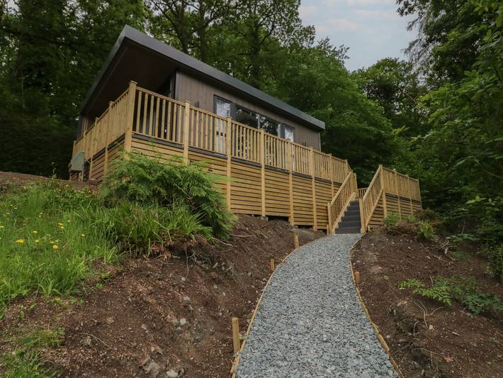 Hut for 2 people, with hot tub and garden, with pets in the Lake District