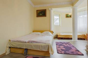 Villa for 11 Guests in Balatonföldvár, Southern Transdanubia, Picture 4