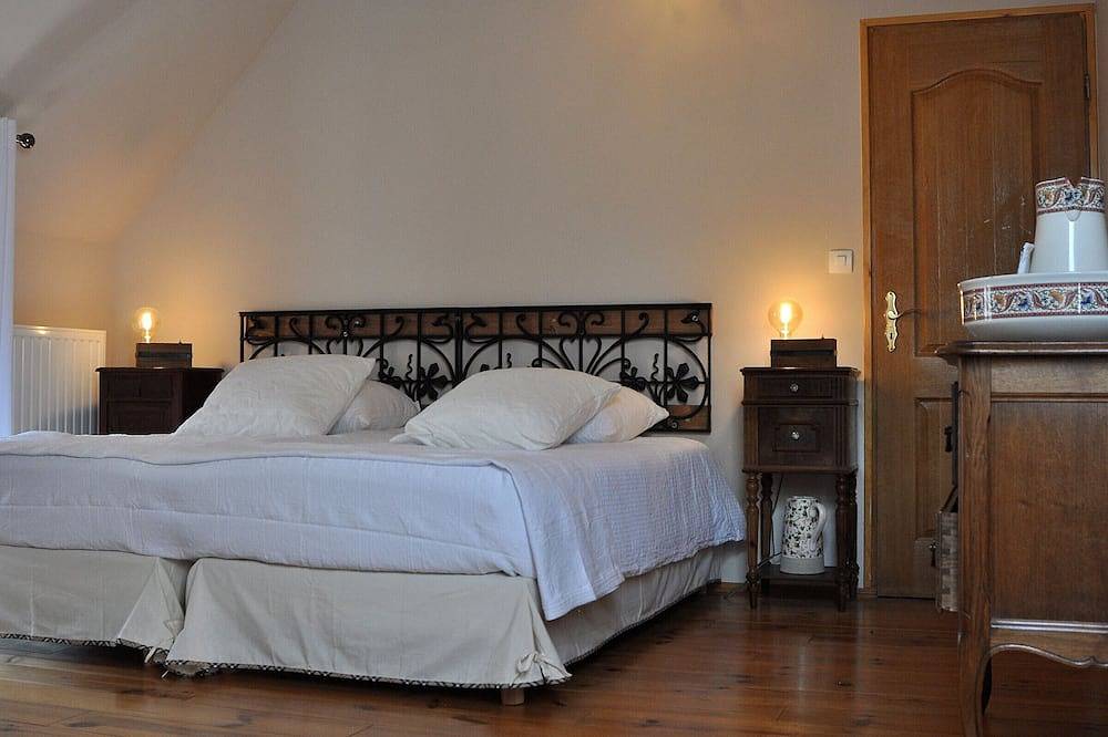 Apartamento entero, Casa histórica escocesa en Cher con jardín y sala de juegos in Aubigny-sur-Nère, Sologne