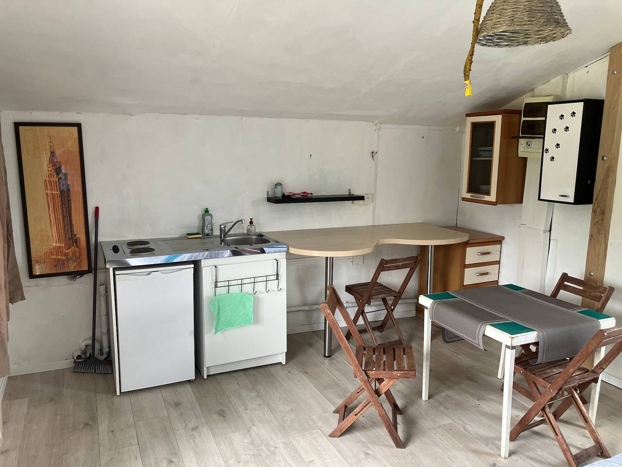 Chalet 'Les Chalets De Babeth Et Cathy' con terraza privada in Trouans, Aube (desambiguación)
