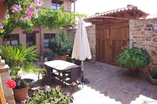 Chambre d’hôte pour 2 personnes, avec Terrasse et Jardin dans Santa Catalina de Somoza