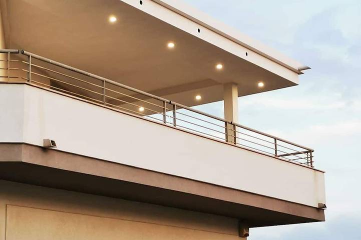 Appartement entier, Agréable appartement pour 4 personnes avec climatisation, WIFI, TV, terrasse et vue panoramique in Casuzze, Santa Croce Camerina