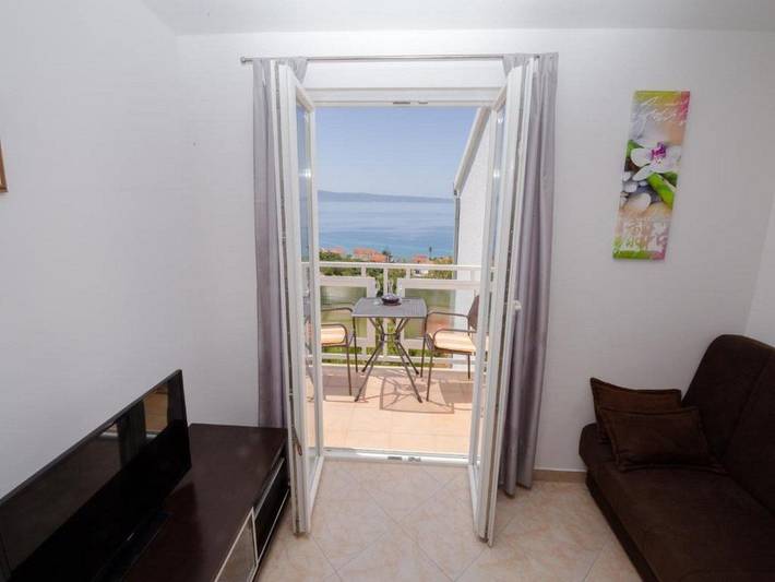Ferienwohnung für 2 Personen, mit Garten und Balkon, kinderfreundlich in Podstrana - 3