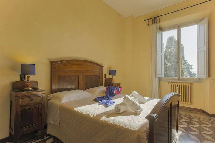 Villa / Independent home en Pistoia con 6 habitaciones, capacidad 14 in Pistoya, Provincia de Pistoia