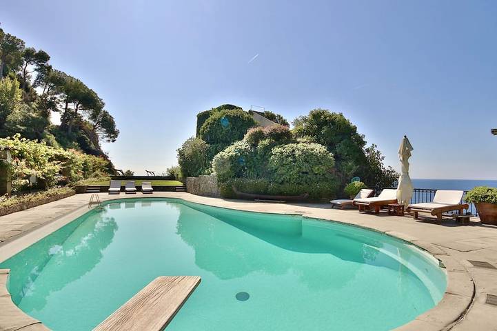 Villa for 10 people, with garden and balcony - 1