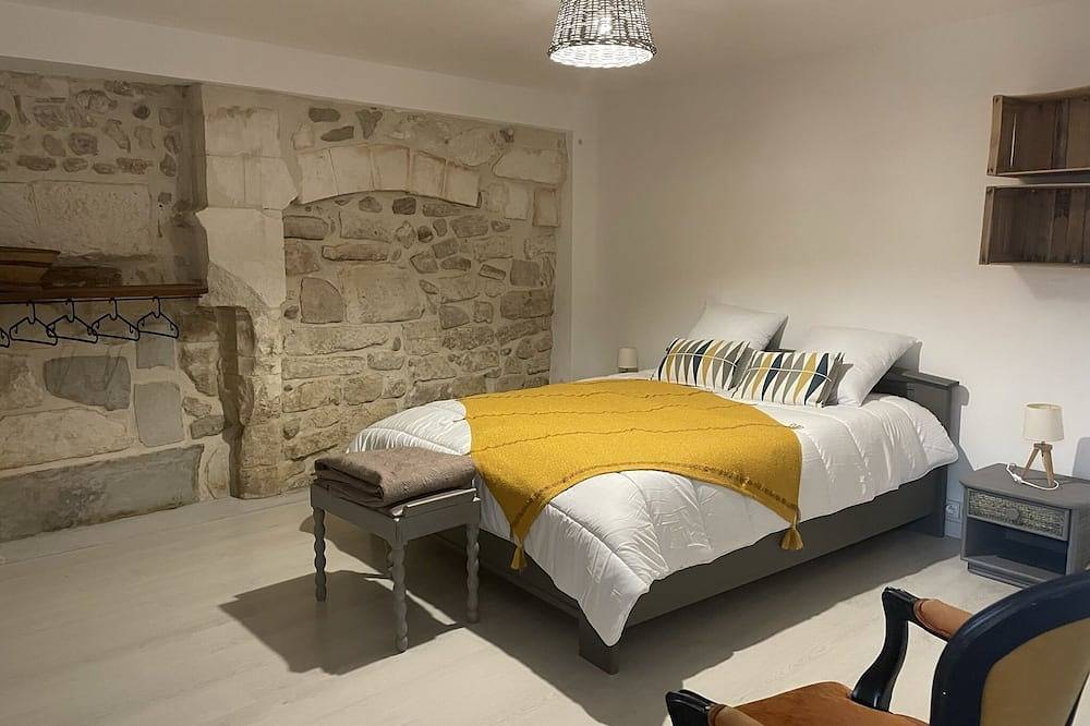 Appartement entier, Charmant appartement plein centre ville in Eyragues, Région d'Arles