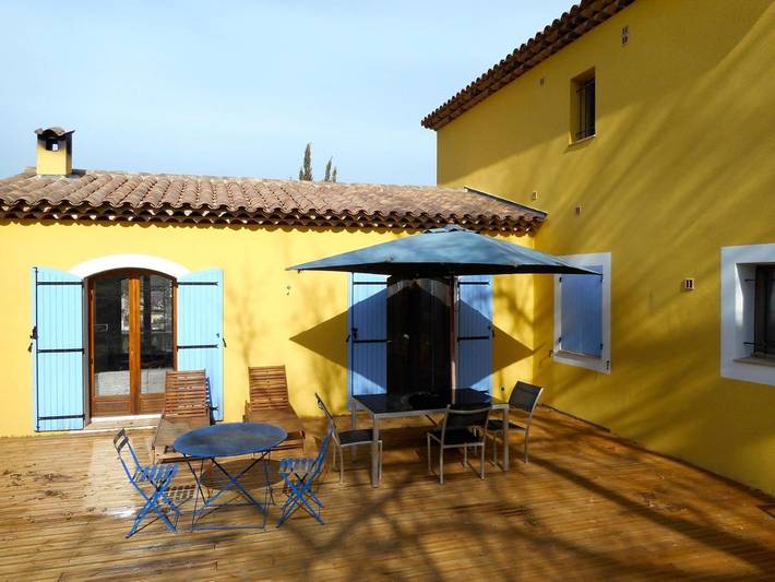 Villa pour 9 personnes, avec balcon ainsi que vue et piscine à Le Rouret - 2