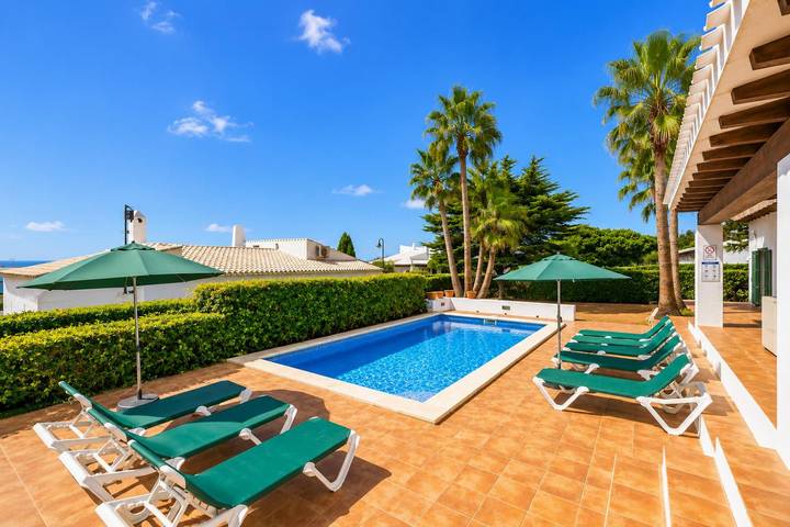 Location de vacances pour 10 personnes, avec Vue sur l’océan ainsi que Terrasse et Jardin à Binibeca - 4