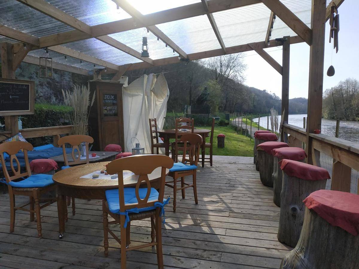 Double Room with Private Bathroom in Hennebont, Côte des Mégalithes