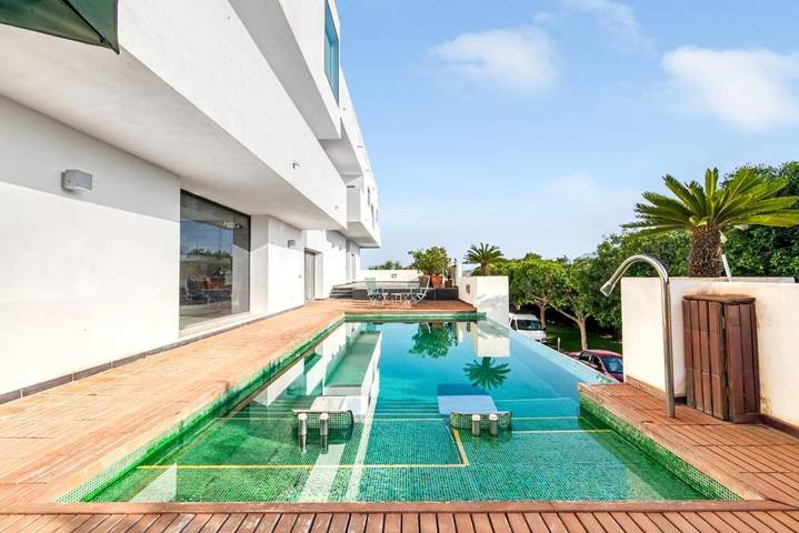 Ferienanlage für 4 Personen, mit Whirlpool und Garten sowie Sauna und Pool, kinderfreundlich in Spanien - 3