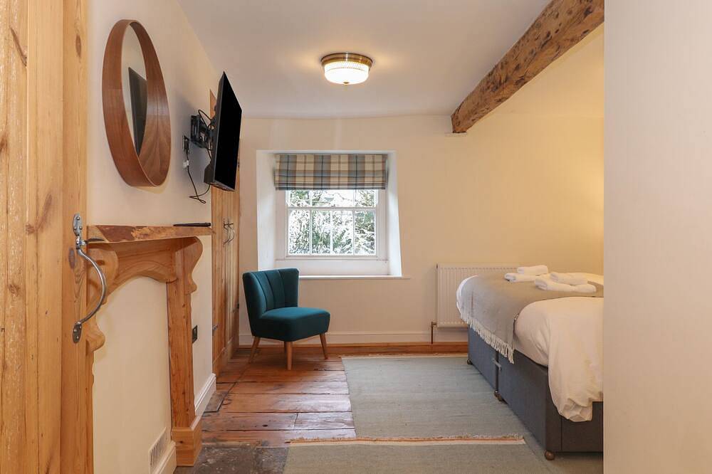 3 Settlebeck Cottages, pet friendly in Sedbergh in Sedbergh, Yorkshire Dales National Park