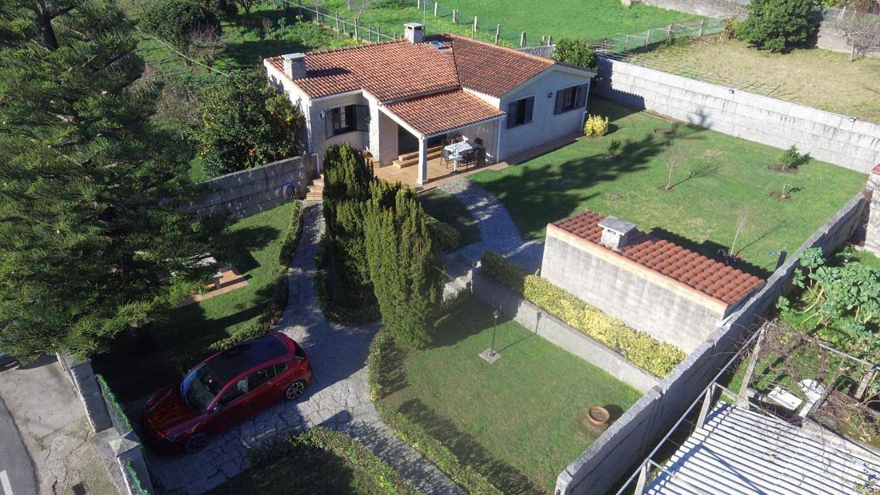 Three-Bedroom Townhouse in Bueu, Rias Baixas