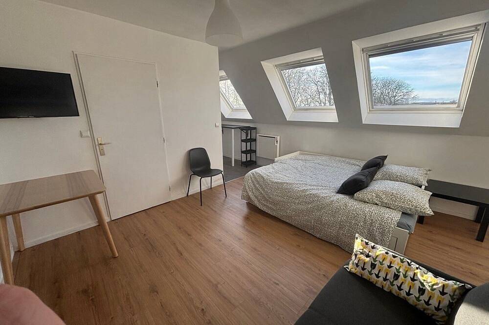 Entire apartment, Le Cocon Douaisien, studio in Douai, Department Nord