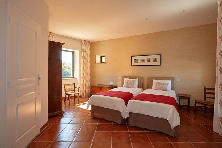 Maison d’hôte pour 2 personnes, avec jardin et terrasse ainsi que piscine et jacuzzi à Les Arques - 3