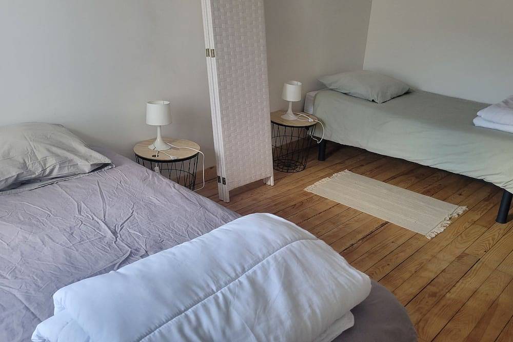 Maison de campagne / montagne in Issor, Béarn