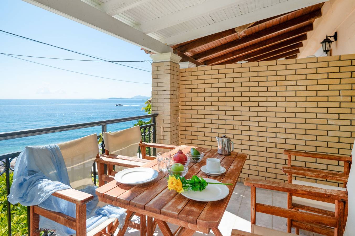 Appartement entier, Chrissa Beach front Apartment in Katavolos, Corfou