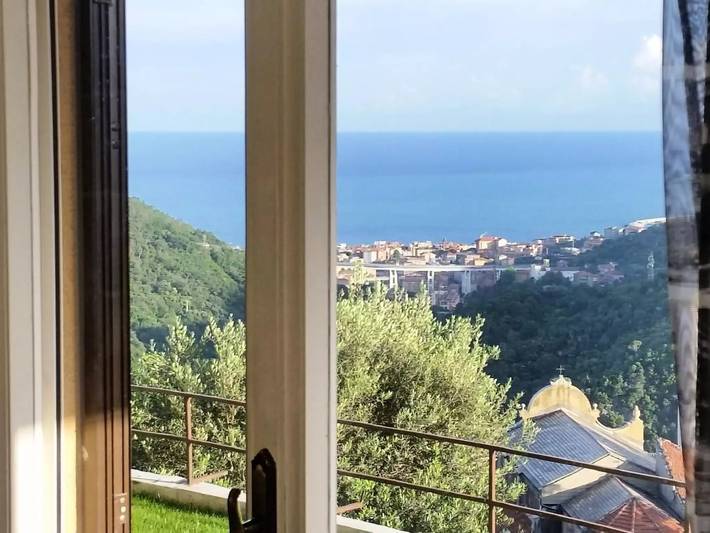 Gîte pour 4 personnes, avec jardin à Varazze