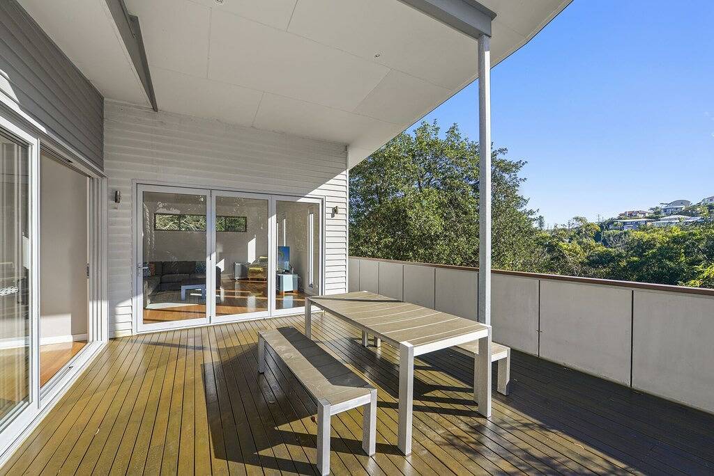 At The Beach - Great Family House in North Avoca, New South Wales