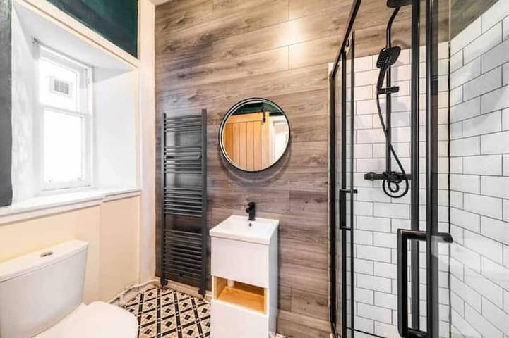 Ganze Wohnung, Central Apartments Industrial: Luxury apartment in the heart of Blairgowrie in Blairgowrie (Perthshire), Perthshire