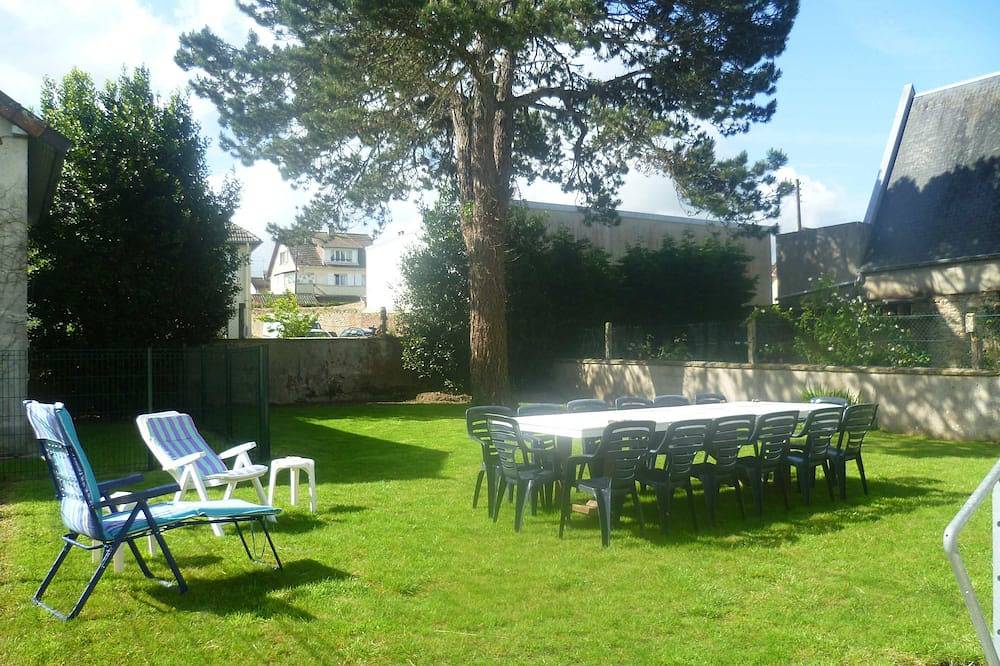 Location De Vacances pour 20 Personnes dans Grandcamp-Maisy, Région de Bayeux