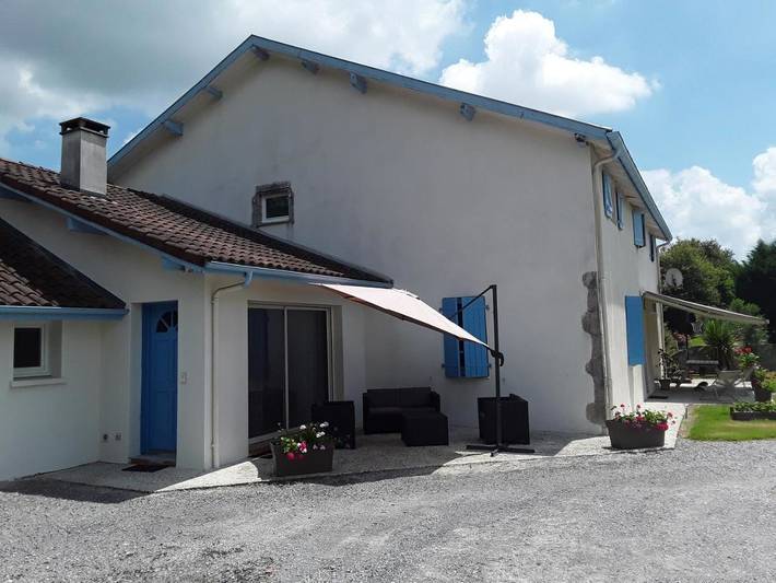 Location de vacances pour 8 personnes, avec jardin, animaux acceptés à Clermont - 2