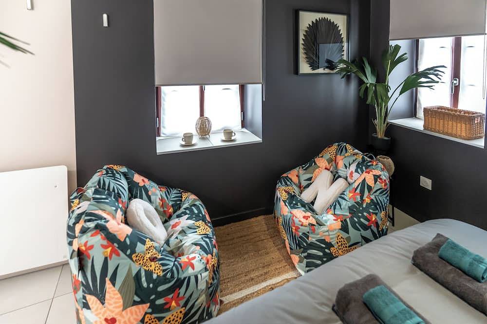 Entire apartment, Rêve Tropical Balnéo : Your Enchanted Break in Blois in Blois, Blois region
