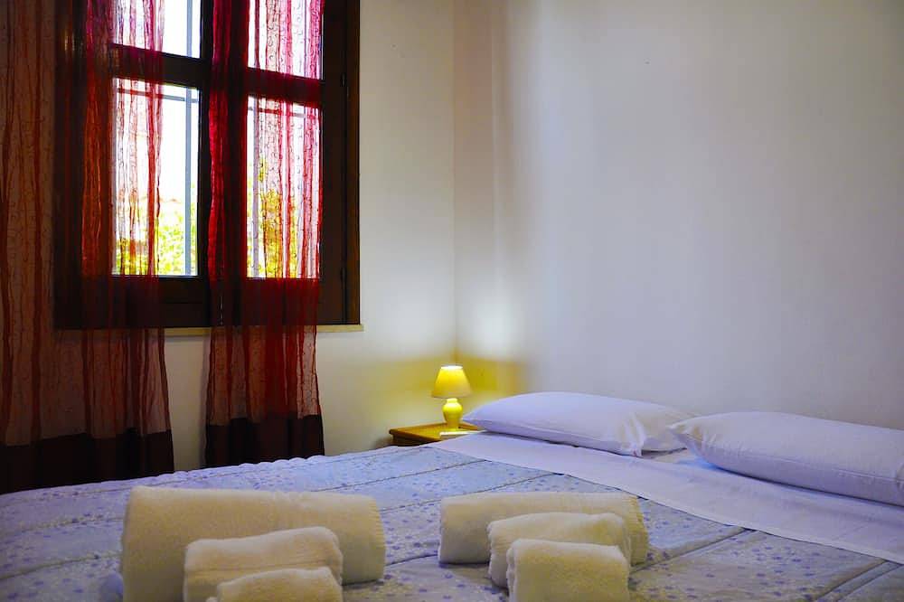 Cottage in the lemon grove on the sea in Spiaggia di Eloro, Lido di Noto