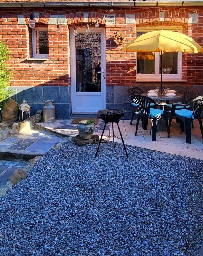 Gîte pour 4 personnes, avec terrasse à Hérin