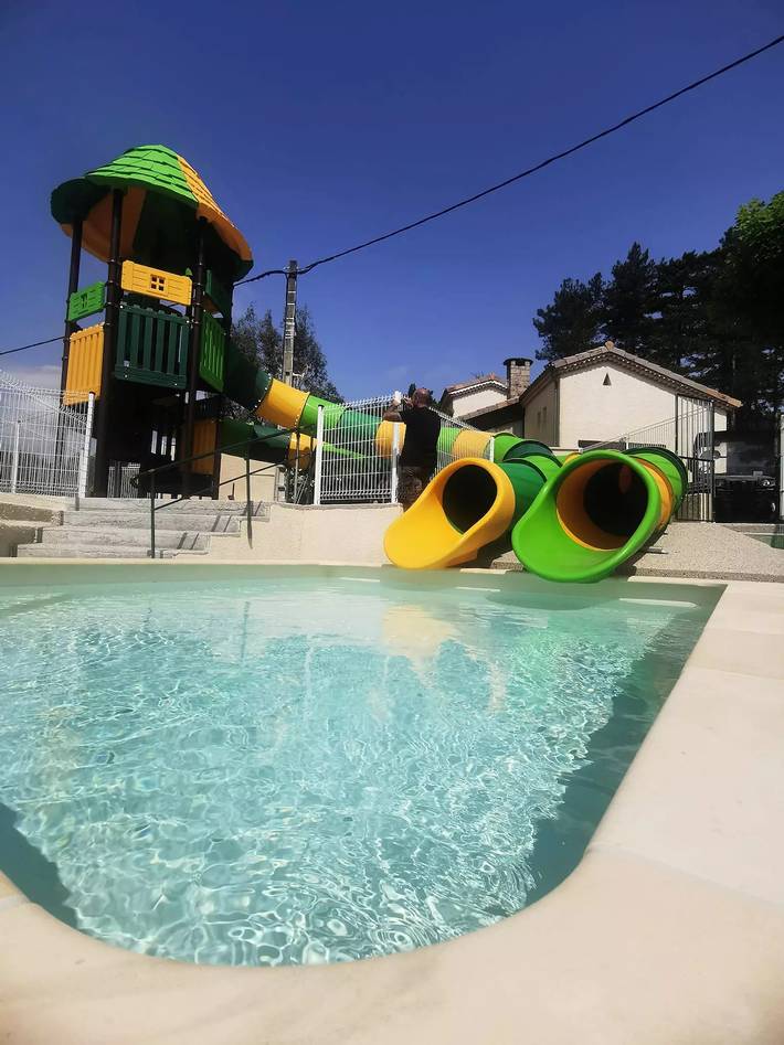 Chalet pour 5 personnes, avec piscine et terrasse en Ardèche - 4